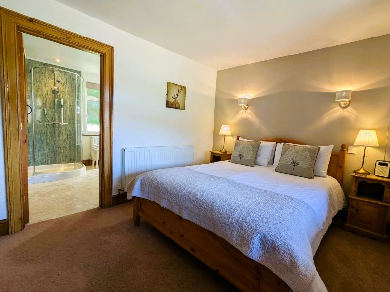chauff-bedroom-1-view-2b